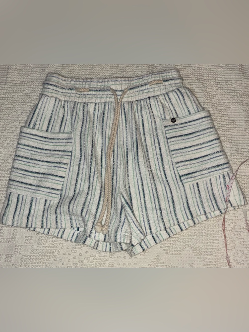 EUC Roxy High Rise Striped Size Medium Linen Blend Shorts Beach Coastal Summer - Picture 5 of 13
